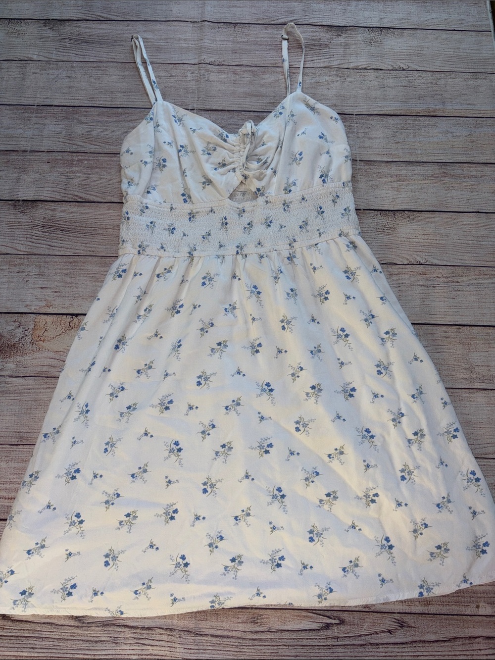 Hollister White Floral Smocked Sundress with Blue Blooms Large Long